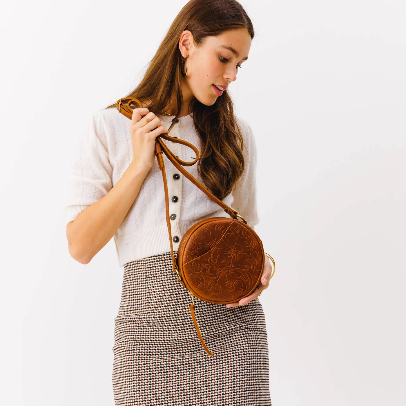 'Almost Perfect' Circle Crossbody