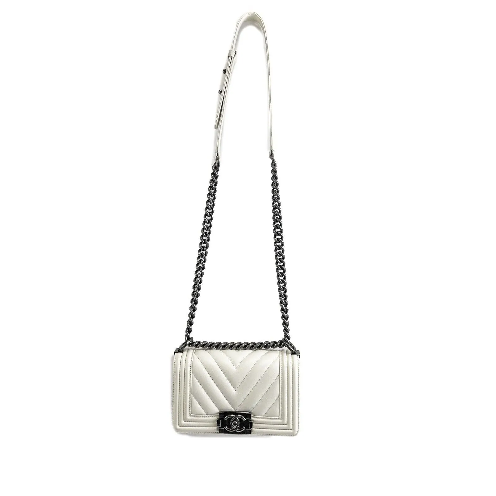 Chanel Boy Flap Chevron Quilted White Shoulder Bag Medium