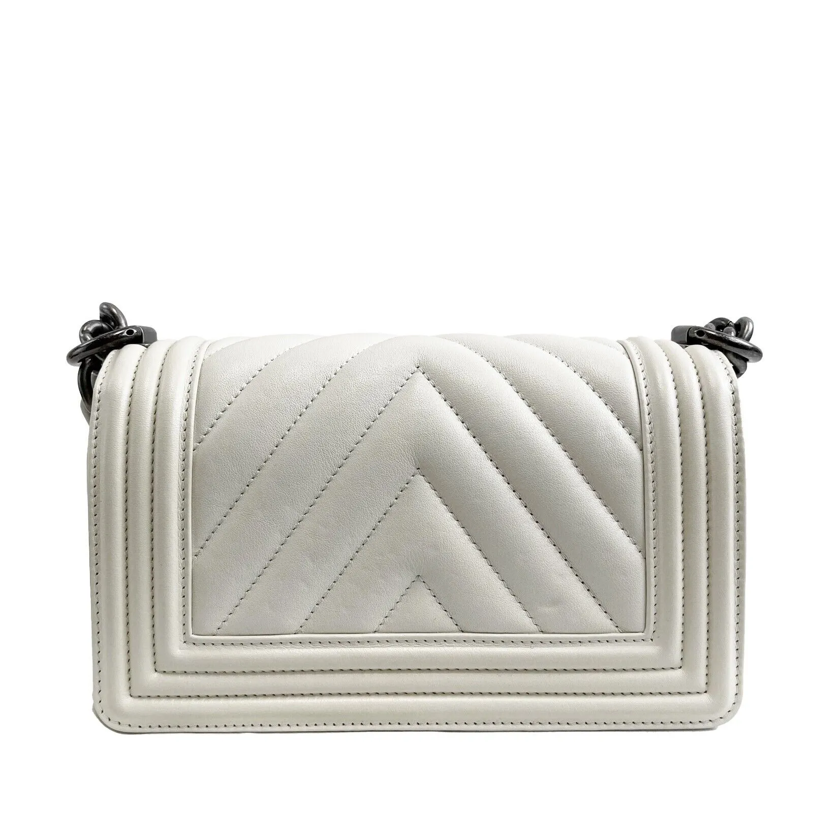 Chanel Boy Flap Chevron Quilted White Shoulder Bag Medium