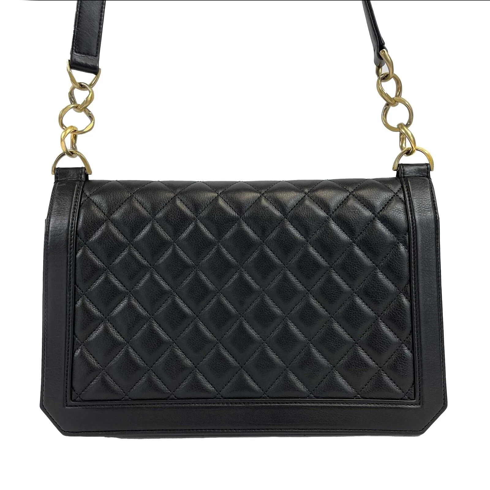 CHANEL - Chain Link CC Black Lambskin Full Flap Bag Quilted Medium Shoulder Bag