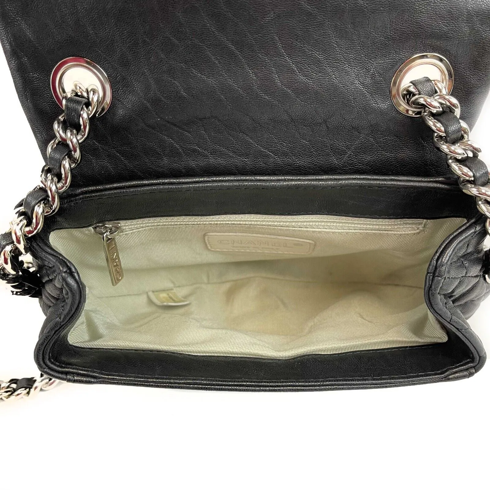 Chanel - Excellent - CC Washed Lambskin Quilted Chain Around Crossbody