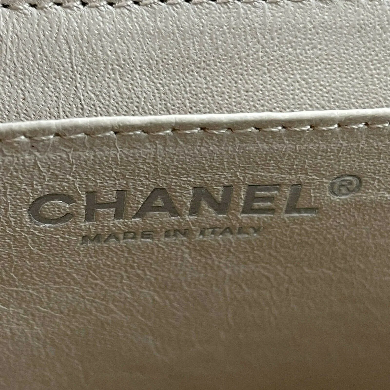 CHANEL - Jumbo Lambskin Quilted Single Flap - Beige / Silver Shoulder Bag