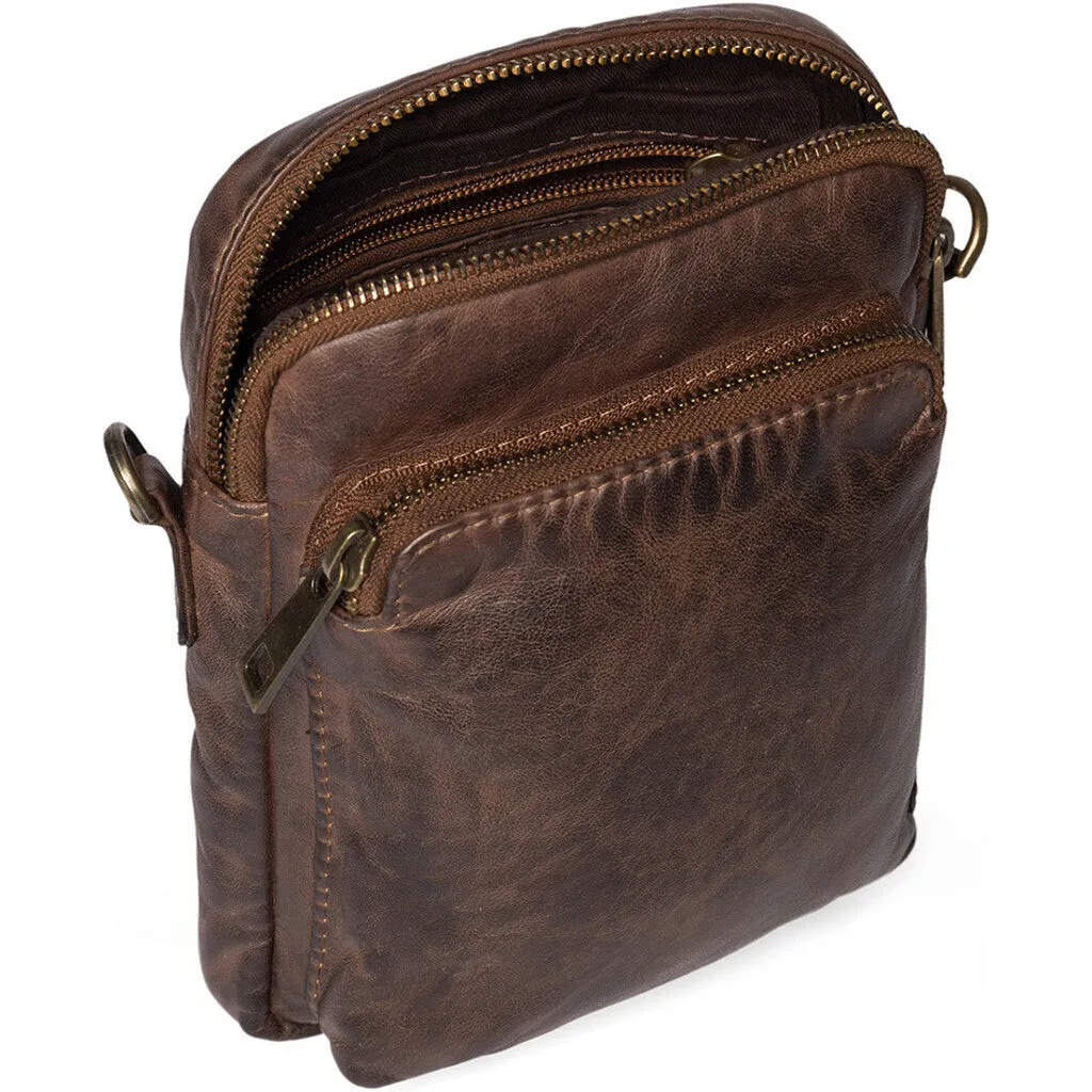 Mobile bag in delicious leather quality / 15818 - Winter brown