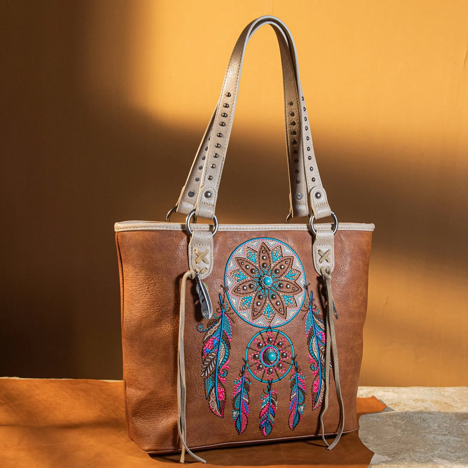 MW1241G-8317  Montana West Dream Catcher Collection Concealed Carry Tote