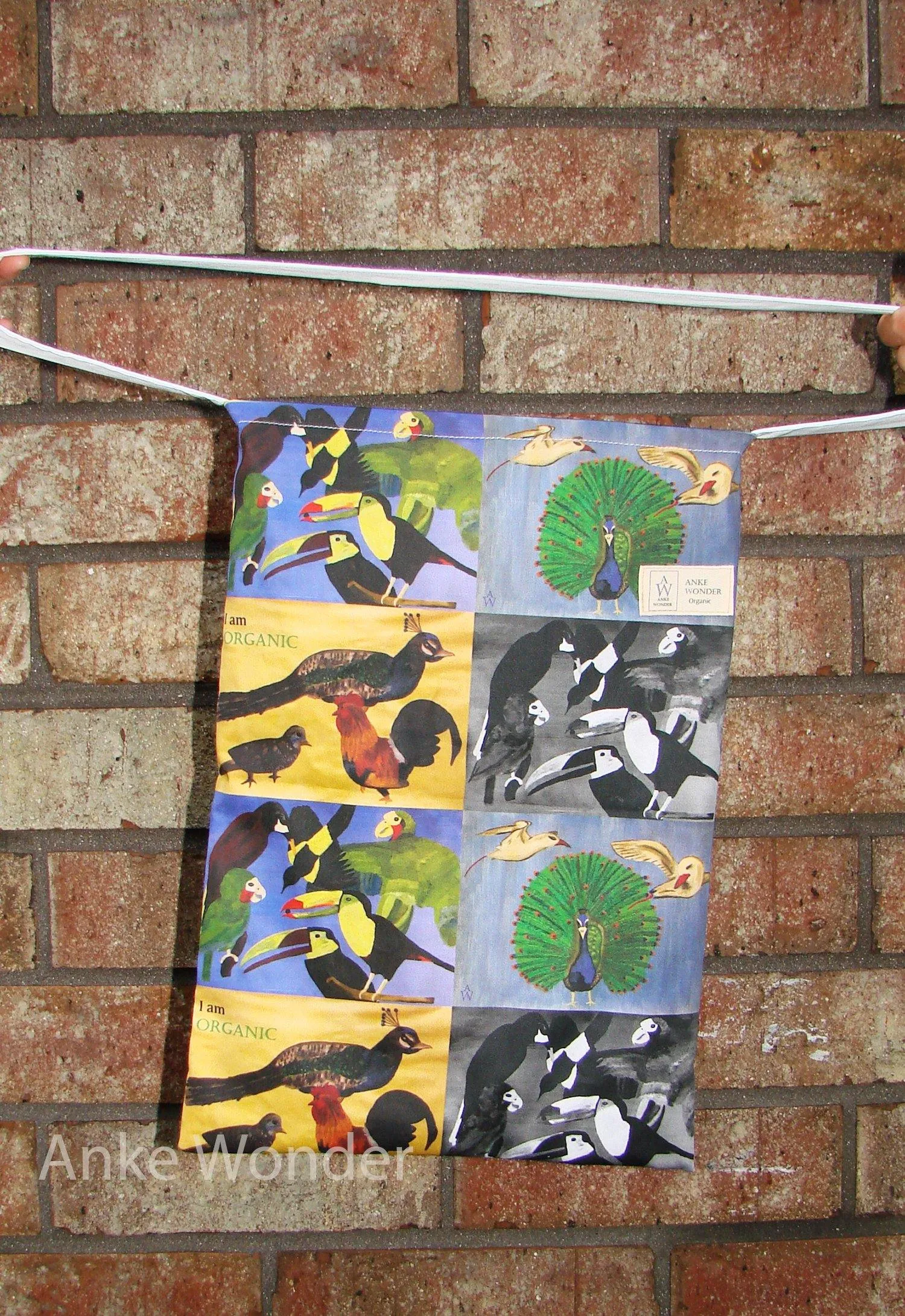 The awareness spreading tote bag: 4-in-1 Birds