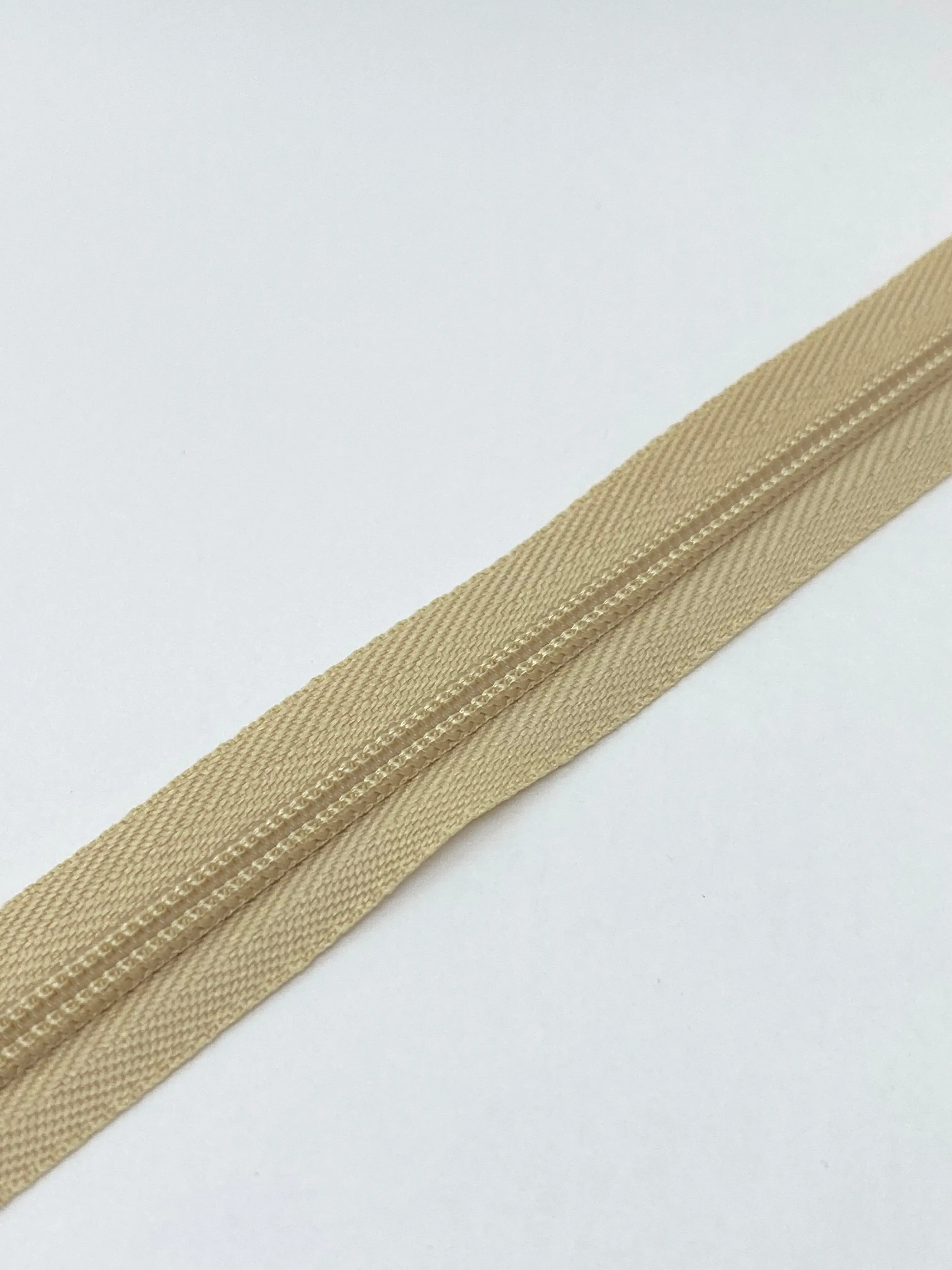 YKK® #3 Nylon Zipper c/e #125